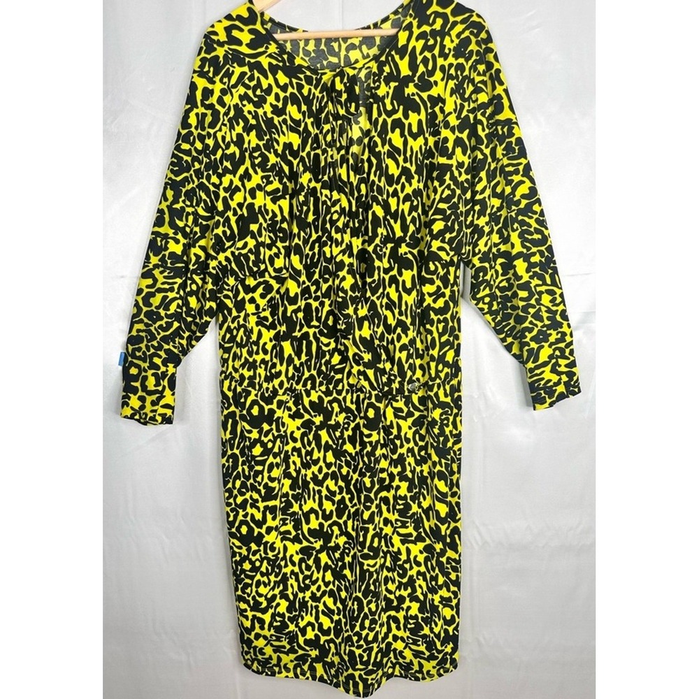 Yellow and Black Leopard Print Tie Front Closure Dress Size XXL